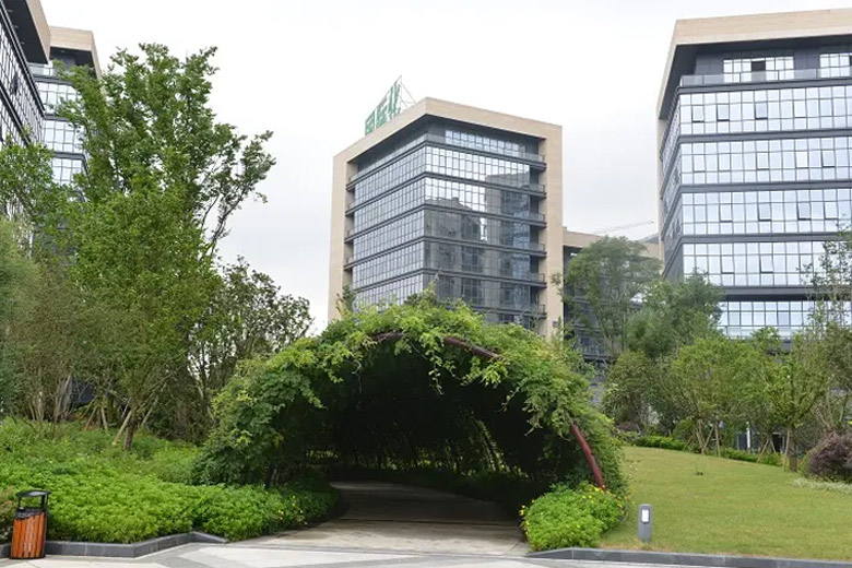 贵阳科技园核心区南园·智谷外墙泛光照明工程